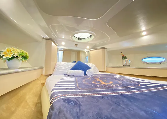 Bådhotel The Yacht Experience *